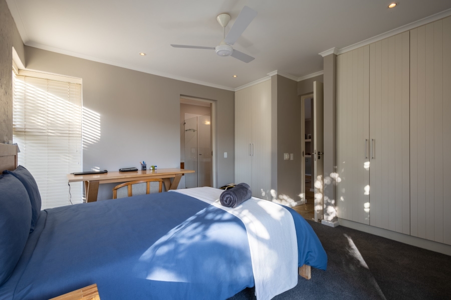4 Bedroom Property for Sale in Whale Rock Beach Western Cape